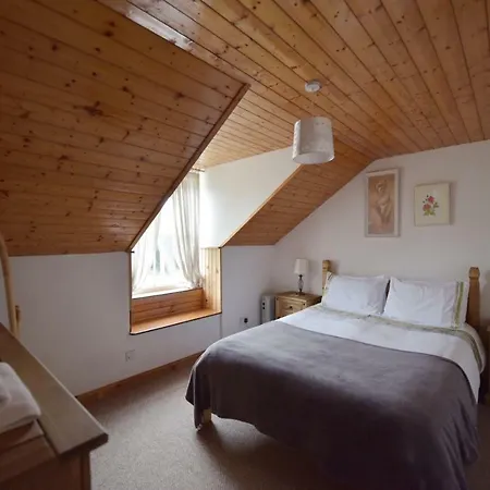 The Old School House * Clifden