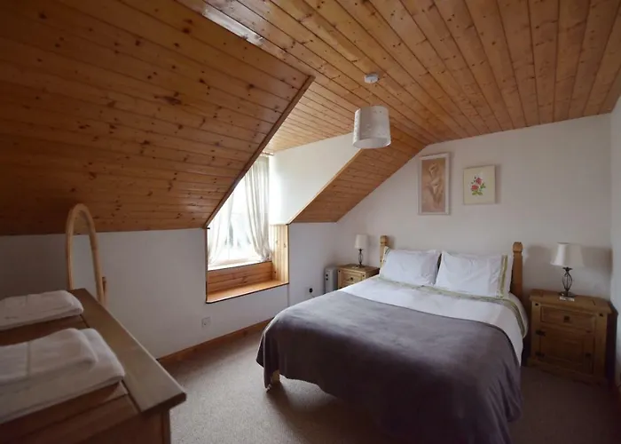 The Old School House * Clifden