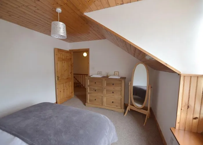 The Old School House *